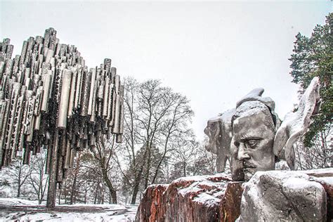  Tsehai's Lament: Kuvaileva Monumentti Ikävästä ja Uskosta!